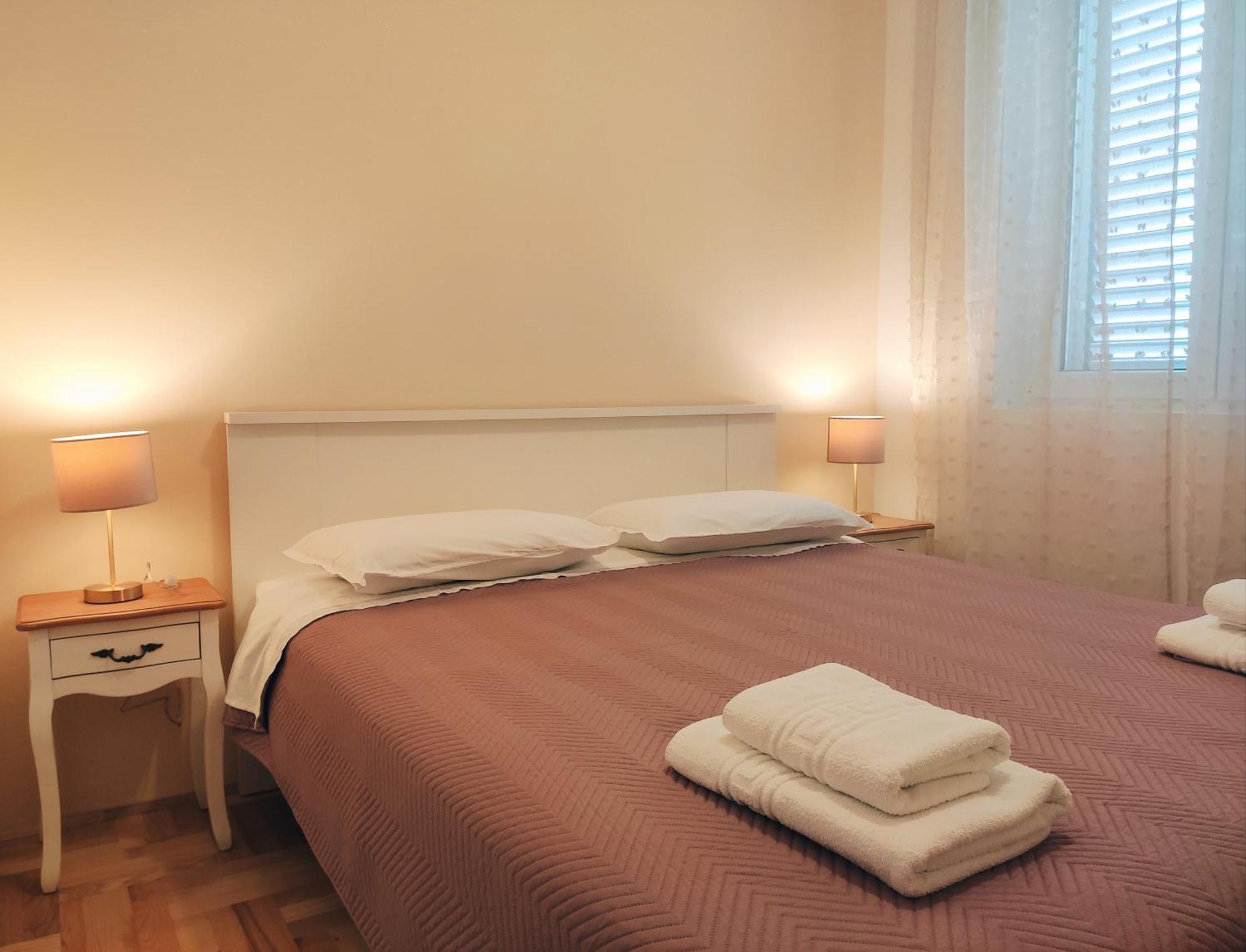 Siesta Apartments Šibenik Eksteriør billede